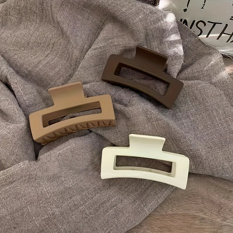✨🖤 4pcs Set – Simple Solid Color Hair Claw Clips